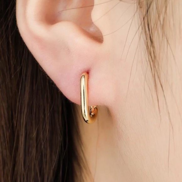 Minimalist earrings gold plated earrings sterling silver earrings - Picture 3 of 3